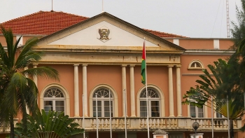 Imagem de São Tomé e Príncipe – “Situação política vai agravar crise socioeconómica no país”