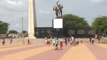 Imagem de Angola – Monumento aos Heróis do 4 de fevereiro ao abandono gera indignação da população, em Luanda