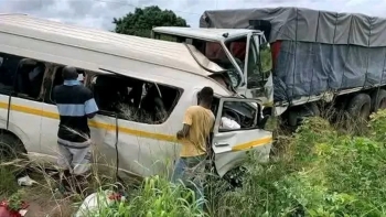 Imagem de Moçambique – Pelo menos 14 pessoas morreram, este fim de semana, nas estradas