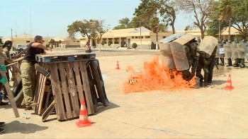 Imagem de CABO VERDE – CURSO DE CONTROLO DE TUMULTOS