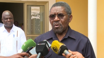 Imagem de Angola – Isaías Samakuva alerta para o perigo iminente de uma “guerra social”