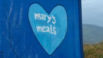 Imagem de ONG “Mary’s Meal” recolhe fundos para servir refeições em escolas de países da África Austral