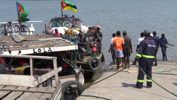 Imagem de Moçambique – Dois mortos e três desaparecidos após naufrágio na província da Zambézia