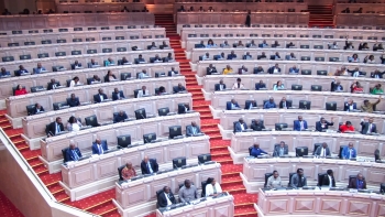 Imagem de Angola – UNITA acusa presidente do parlamento de obstruir fiscalização dos deputados