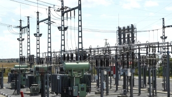 Imagem de Angola – Anunciada interligação das províncias da Huíla e do Namibe à rede elétrica nacional
