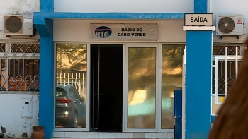 Imagem de Cabo Verde – PR concorda com as mudanças nas transmissões do parlamento por parte da RCV