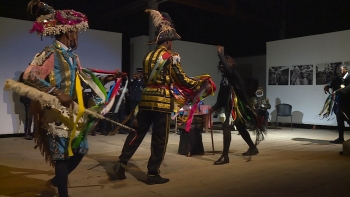 Imagem de São Tomé e Príncipe – Peça “Tragédia do Marquês do Mântua” apresentada no palco da CACAU