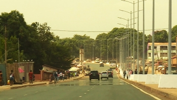 Imagem de Guiné-Bissau – PR inaugura a primeira autoestrada do país, com uma extensão de 8,2 km