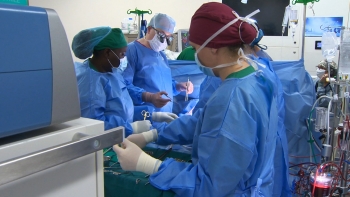 Imagem de Angola – PR autoriza a contratação de médicos cubanos por 71,3 milhões de euros