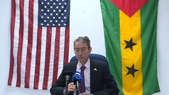 Imagem de Diplomata norte-americano garante que São Tomé e Príncipe não está na lista das restrições dos EUA
