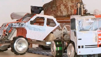 Imagem de Cabo Verde – Jovem transforma latas velhas em arte e constrói modelos de carros motorizados