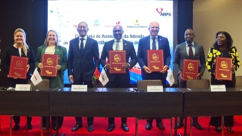 Imagem de Angola – Assinado contrato de partilha para exploração de petróleo no Bloco 15