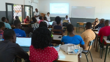 Imagem de São Tomé e Príncipe – Professores concluem formação intensiva para melhorar ensino da matemática