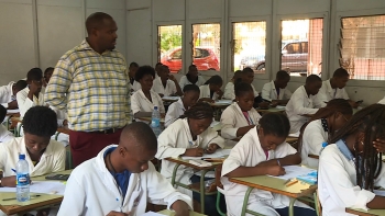Imagem de Angola – Exames finais do ensino técnico em  decorrem sem sobressaltos