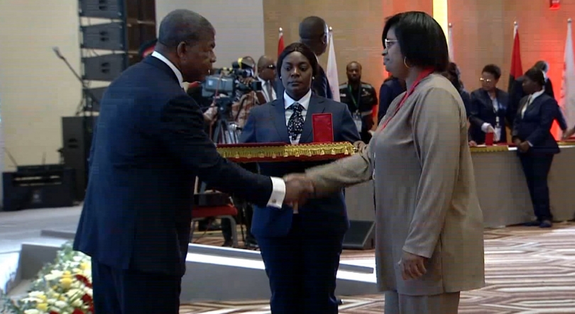 Imagem de Angola - UNITA defende processo de condecorações que abranja todos os 