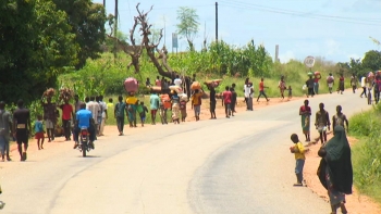 Imagem de Moçambique – Nova invasão terrorista força a fuga em massa da população do distrito de Chiúre