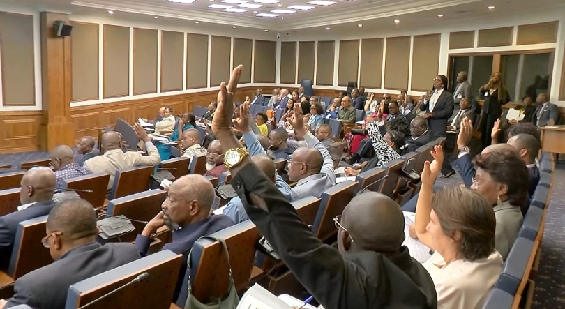 Imagem de Angola - Aprovados na especialidade pareceres sobre Pacote Legislativo Eleitoral 