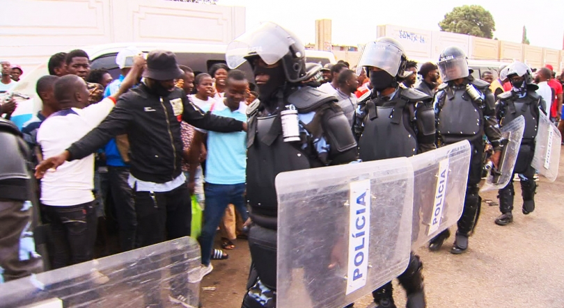 Imagem de Angola – Mais de 240 arguidos começaram a ser julgados em Luanda por envolvimento nos tumultos