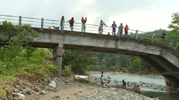 Imagem de São Tomé e Príncipe – Arrancaram as obras de reconstrução de duas pontes no norte da ilha de São Tomé