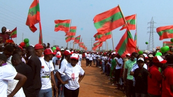 Imagem de Angola – Polícia acusada de “uso de força desproporcional” para travar atividade política da UNITA