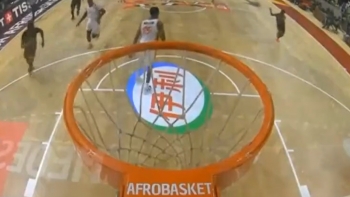 Imagem de Afrobasket 2035 – Angola vence Guiné e abre caminho para os quartos de final
