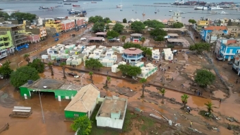 Imagem de Cabo Verde – PR alerta para a necessidade de rever os planos de desenvolvimento urbano na ilha de São Vicente