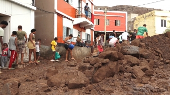 Imagem de Cabo Verde – Novo balanço da tempestade que atingiu a ilha de São Vicente