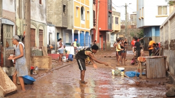 Imagem de Cabo Verde – Primeira-dama apela à solidariedade para com as vítimas das cheias em São Vicente