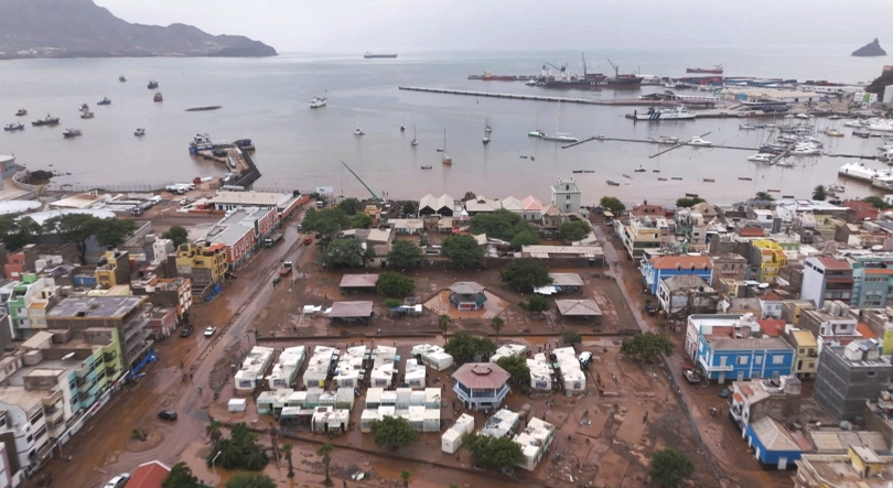 Imagem de Cabo Verde - Continuam os trabalhos de recuperação da ilha de São Vicente