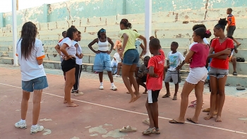 Imagem de Cabo Verde – Jovens voluntários franceses levam diversão e aprendizagem a crianças cabo-verdianas
