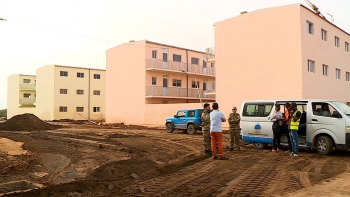 Imagem de Cabo Verde – Desalojados em São Vicente vão receber contratos de arrendamento por tempo indeterminado