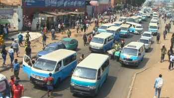 Imagem de Angola – Luanda procura retomar a rotina após três dias de greve dos taxistas