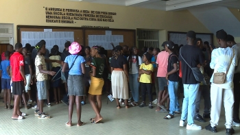 Imagem de São Tomé e Príncipe – Falhas de energia atrapalham arranque do novo ano escolar em São Tomé