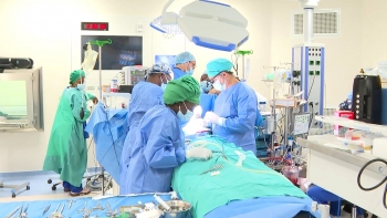 Imagem de Angola – Especialistas britânicos vão operar crianças com doenças do coração congénitas