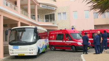 Imagem de Cabo Verde – Município português de Albufeira entrega donativo à Câmara geminada da ilha do Sal