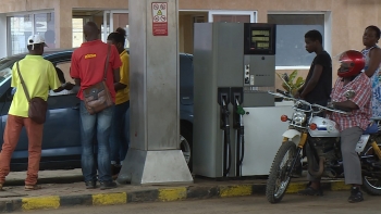 Imagem de São Tomé e Príncipe – Anunciada terceira descida dos preços dos combustíveis este ano